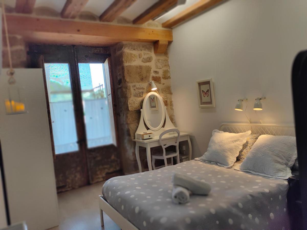 Albergue Valderrobres Auto Check-In Exteriér fotografie